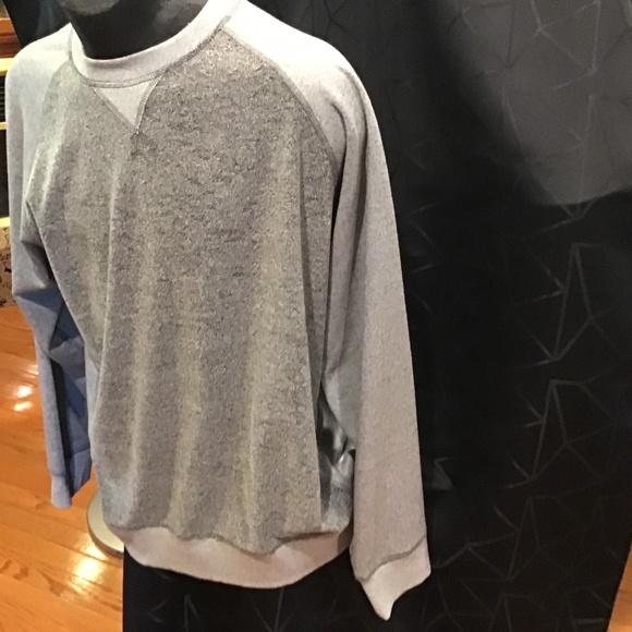 NWT Bench Men’s Pullover Sweatshirt , grey two tone color - Picture 5 of 13